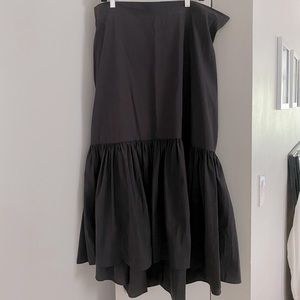 H&M nylon fabric skirt w pockets and flounce hem